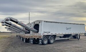 QVP38'/40’ Quickveyor 38’ Fertilizer Conveyor Trailer 