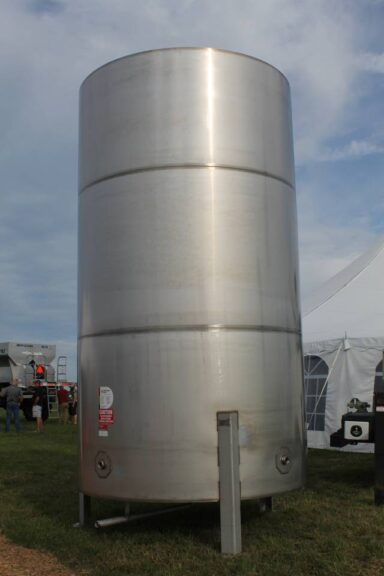 Stainless & Mild Steel Tanks